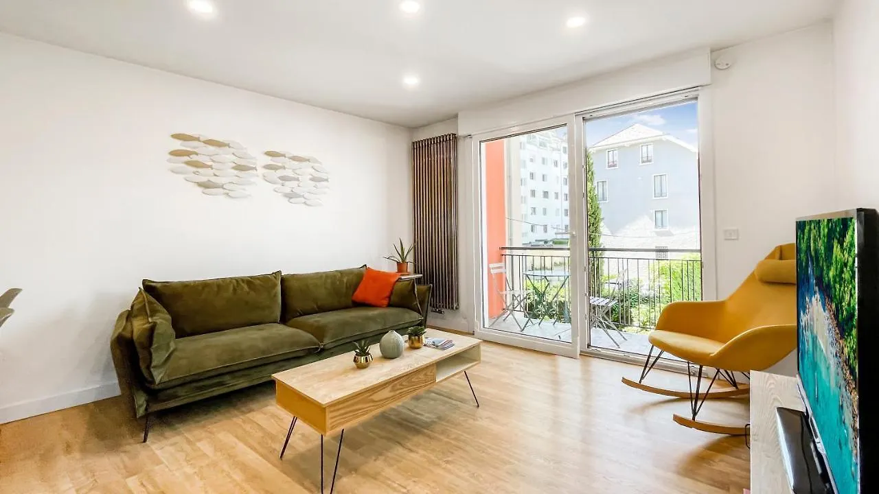 Homey Boa -Hyper-Centre- En Face De La Gare -Balcon Prive Annecy Daire